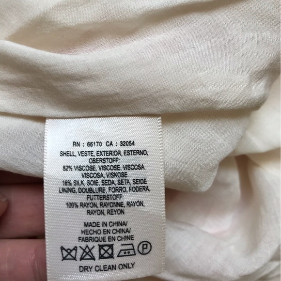 ANTHROPOLOGIE Maeve pleated skirt. Size 8. - Picture 10 of 11